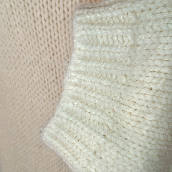 Vintage 70s 80s :: luxurious Ioco Silk Angora Women's Cream Longline Sweater L - Picture 7 of 12